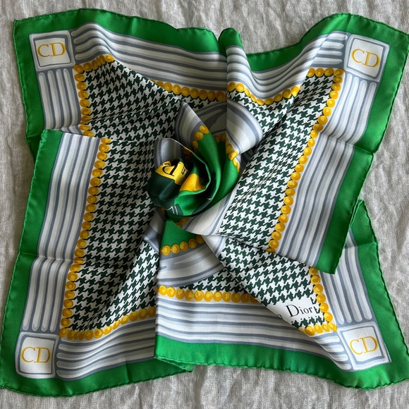 Rare Christian Dior Vintage Silk Scarf – “Le New Look” / Miss Dior Tribute - Picture 6 of 10